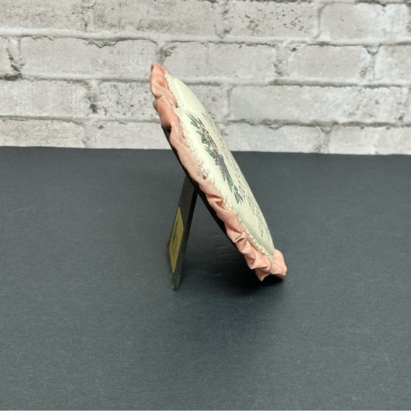 Heart Shape Friends Quote Ruffle Calligraphy Heart Decor 6 in X 6 in Vintage - Picture 12 of 12